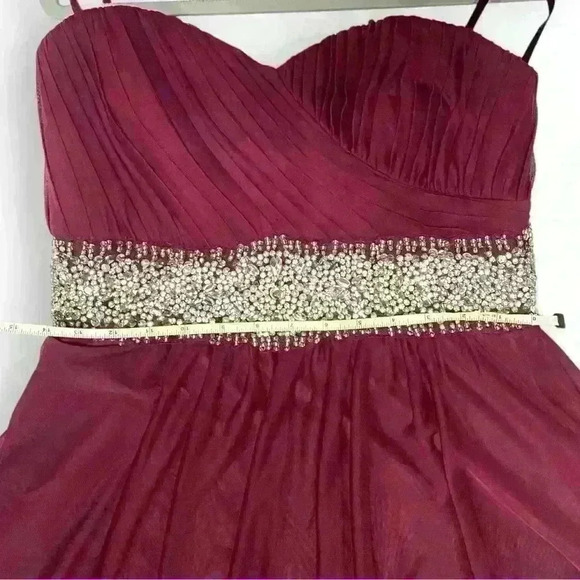 Formal Short Dress with Beaded Waist Burgundy Size 11 by Sequin Hearts - Picture 4 of 9